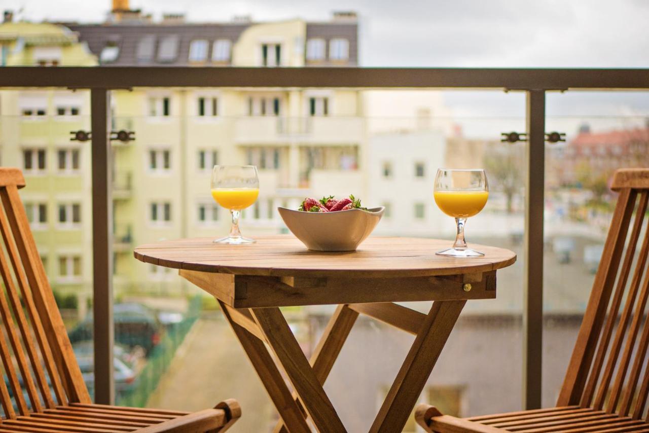 Apartamenty Homely Place Blisko Starego Rynku - Parking Poznan Exterior foto