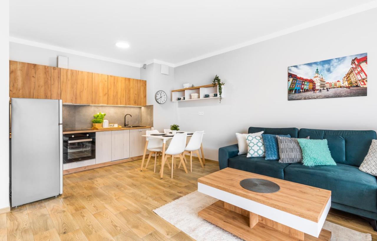 Apartamenty Homely Place Blisko Starego Rynku - Parking Poznan Exterior foto