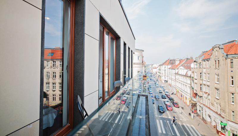 Apartamenty Homely Place Blisko Starego Rynku - Parking Poznan Exterior foto
